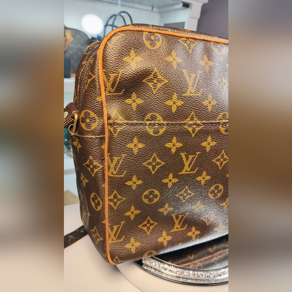 Vintage Louis Vuitton Monogram Large GM Nile Messenger Bag Unisex Shoulder - Picture 11 of 16